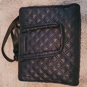 NWOT: LARGE TOTE BAG